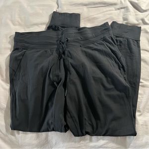Lululemon Ready to Rulu jogger